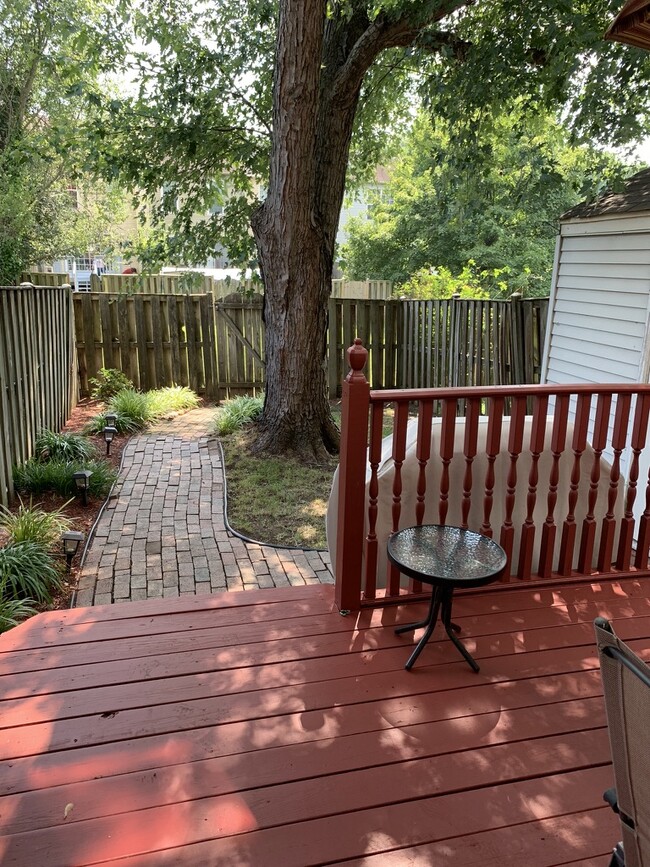 Photo - 3715 Hampton Ct