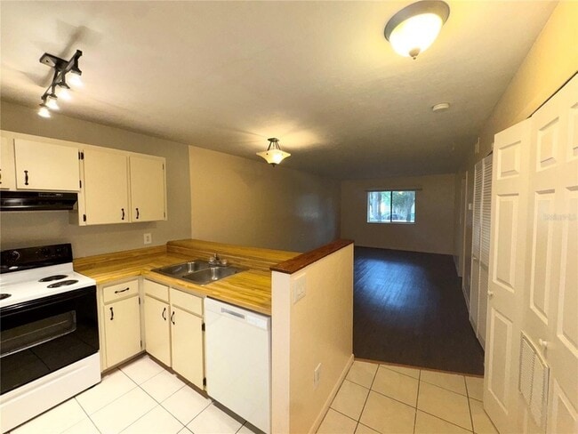 109 SE 16th Ave Unit Q101
