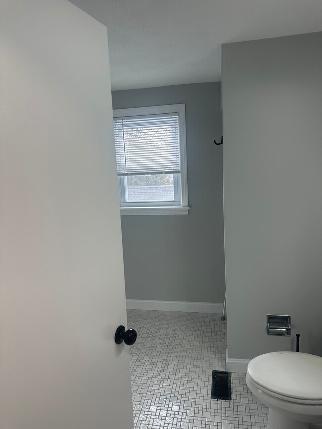 83 Taylor St