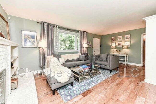 Photo - 1312 Namassin Rd