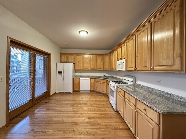 Photo - 4101 N Kenmore Ave Unit M01H