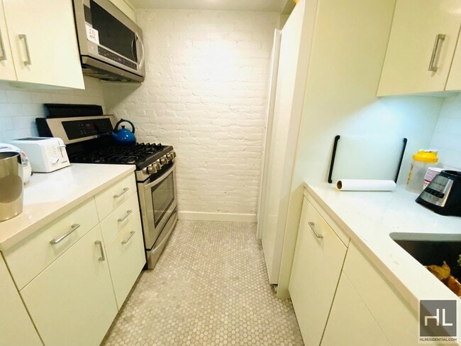 Photo - Beautiful Furnished Studio in Hell's Kitchen! Unidad 4B