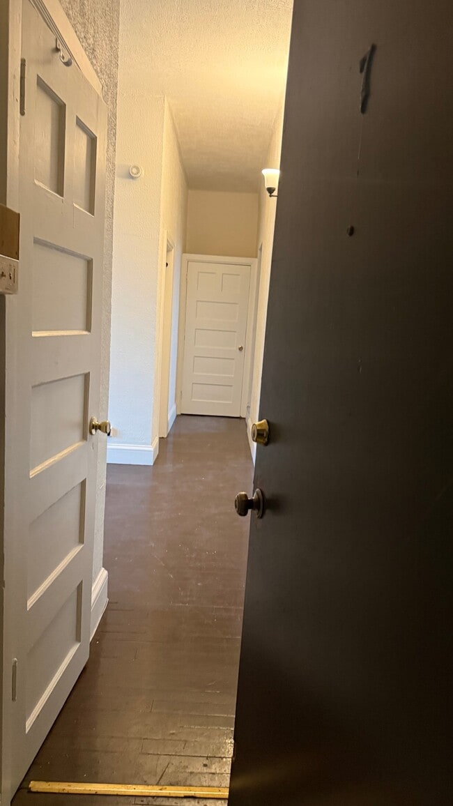 79 4th St Unit 7