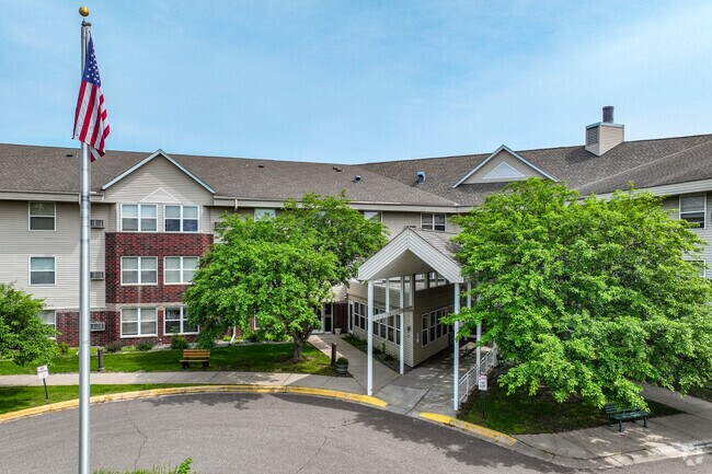 Building Photo - Silver Lake Pointe Rental
