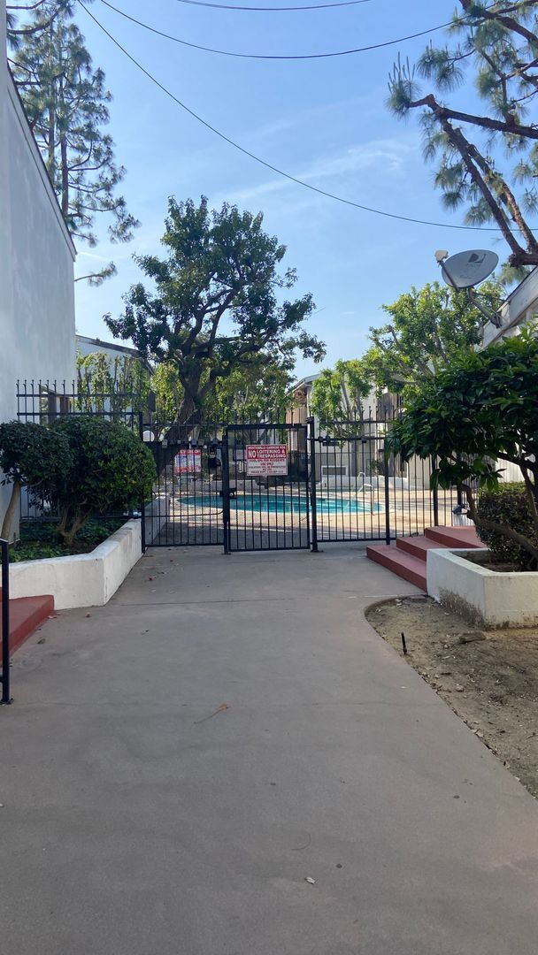 Photo - Beautiful Condo in Serene Montebello HOA – Pool, Spa, Prime Location Unidad 240