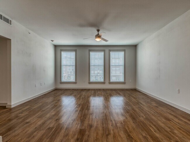THRIVE Jenks - Living Room