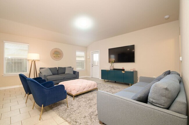 Photo - 11806 Plover Pl