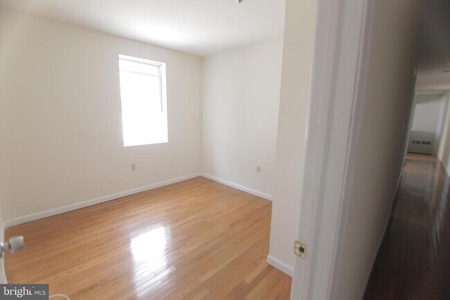 Photo - 1522 N 17th St Unit 3