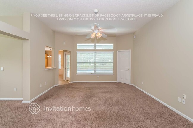 Photo - 752 Dewdrop Loop