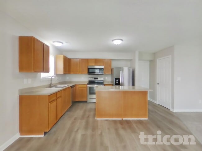 Photo - 676 Blue Meadow Dr