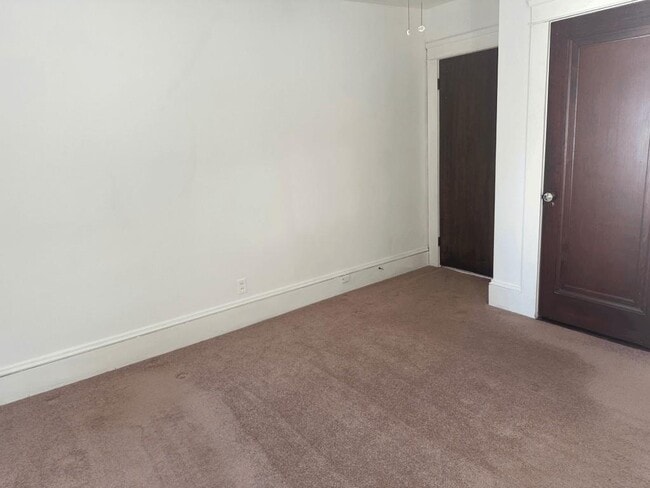 Photo - 246 George Waterman Rd Unit 2