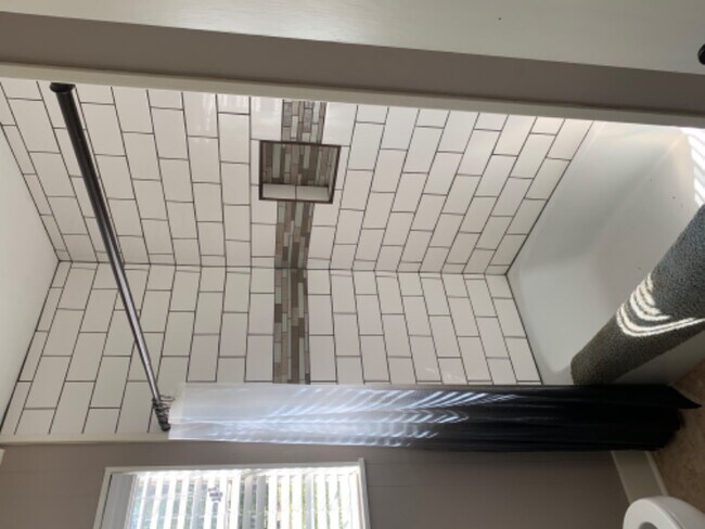 Photo - 310 Elaine Dr