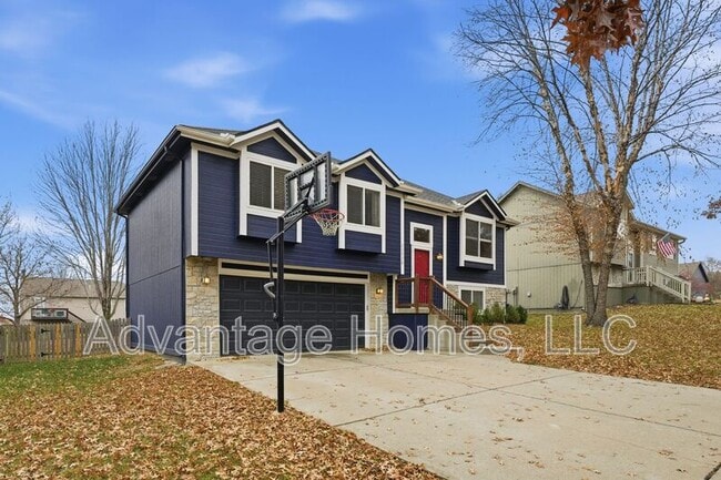 Photo - 11516 N Windsor Ave