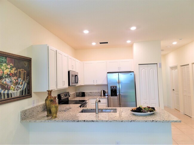 Photo - 10027 W Villa Cir