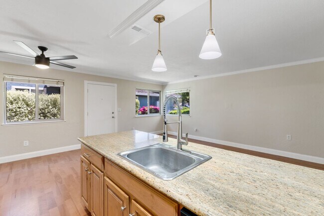 Photo - 1355 42nd Ave #2 Unit 2