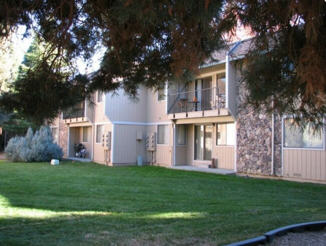 Photo - Ala Moana Apartments