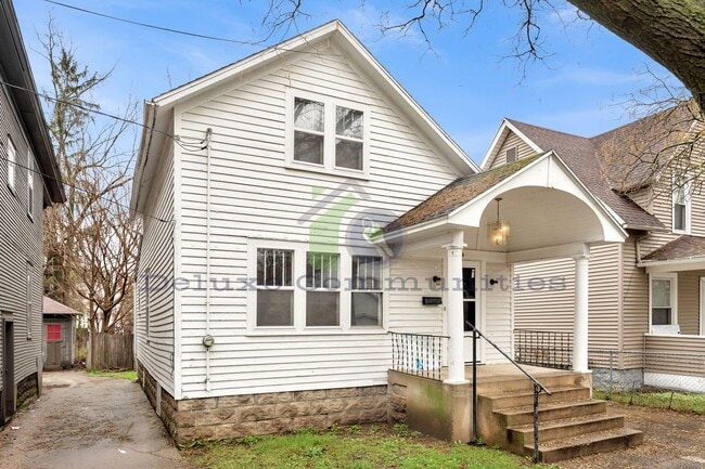 Photo - WEST SIDE! 2 Bedroom Single Family Home! JUST LISTED!