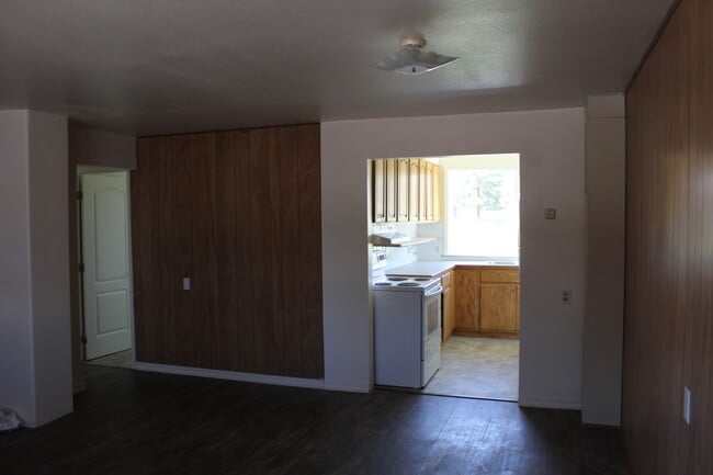 Photo - 318 McCourt St