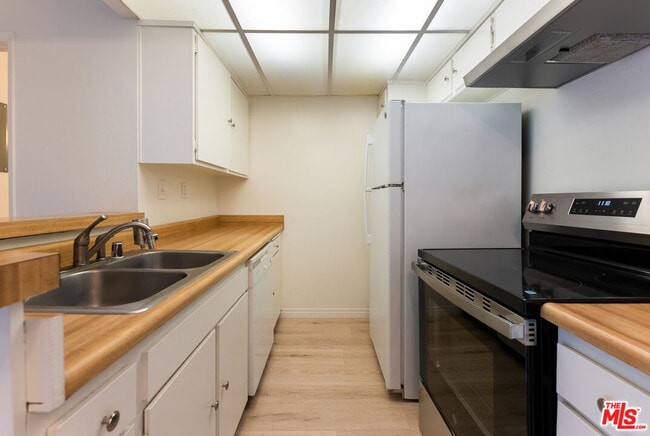 8163 Redlands St Unit 45