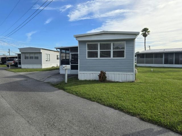 Building Photo - 2850 New Tampa Hwy Rental