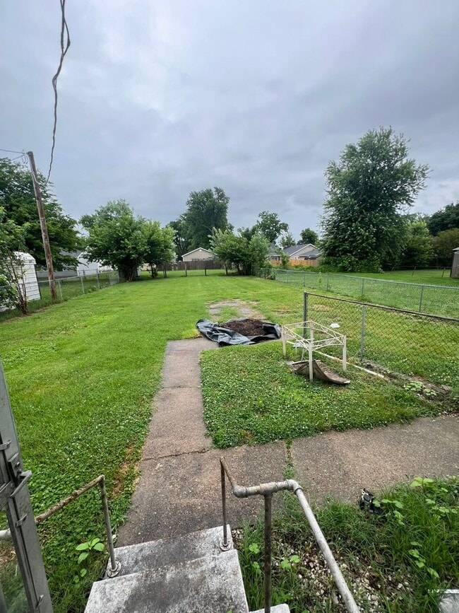 Photo - FOR RENT - 2 Bed, 1 Bath on Rose Ave