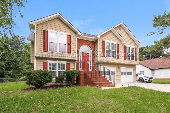 Photo - 1055 Leighs Brook Way
