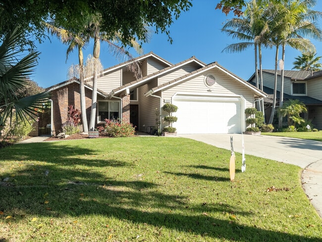 Photo - 5323 W Goldenwood Dr