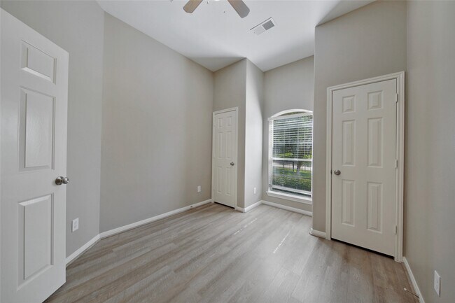 Photo - 2710 Grants Lake Blvd Unit S6