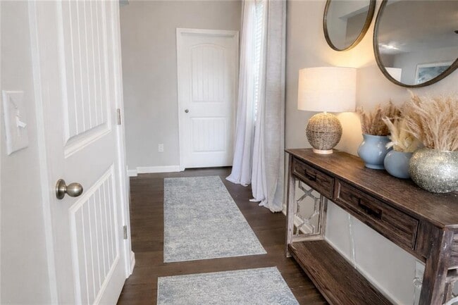 182 Woodhouse Cir