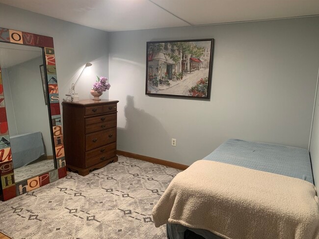 Photo - 8 Plaza Village Rd Unit 8B