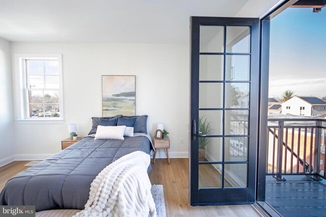 Photo - 123 S Washington St Unidad 201