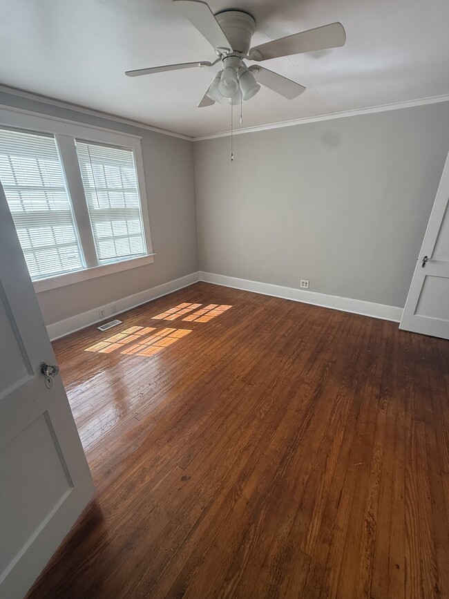 706 Gregg Ave