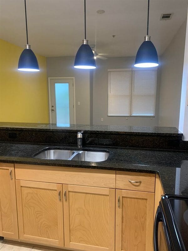 Photo - 870 Mayson Turner Rd NW