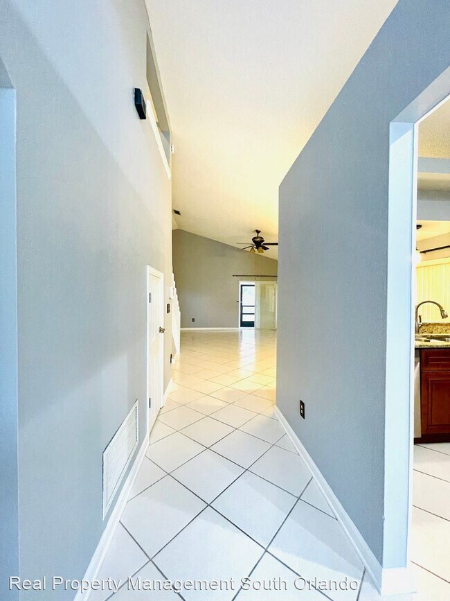 Photo - 3 br, 2 bath House - 5411 Old Oak Tree Dr