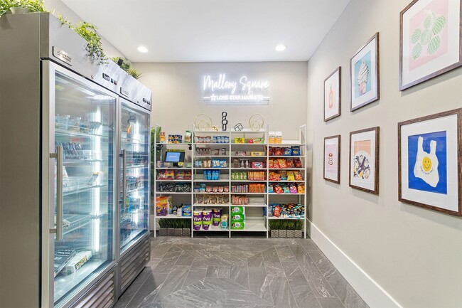 Cómodo mercado rápido en el sitio - Mallory Square