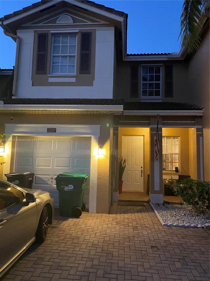 Photo - 15297 SW 119th Ter Townhome