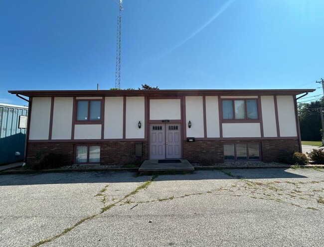 Building Photo - 510 N Cass St Unit 4 Rental
