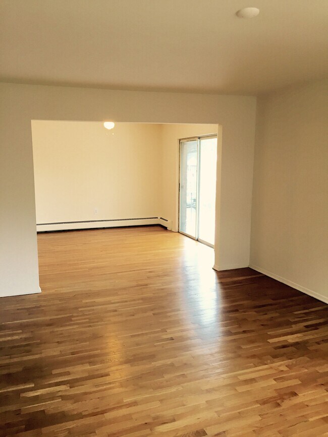 Photo - Lodi Circle Apartments