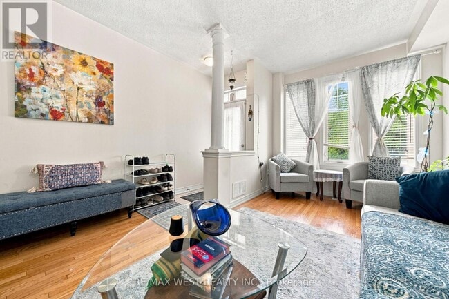 Photo - 35 Sky Harbour Dr