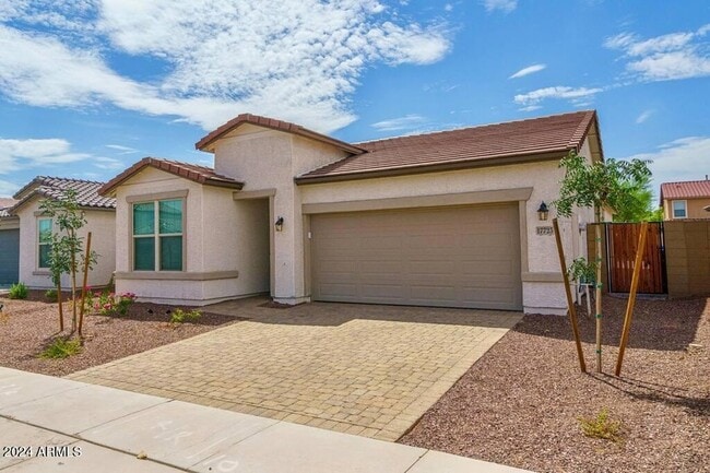 Building Photo - 17723 W Bajada Rd