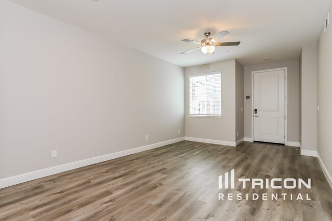 Photo - 2507 Gold Brk St House