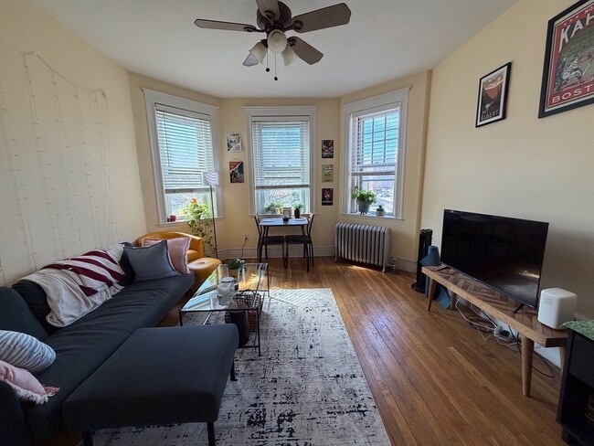 Photo - 1568 Commonwealth Ave Unit 6