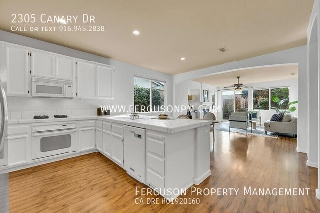 Photo - 2305 Canary Dr