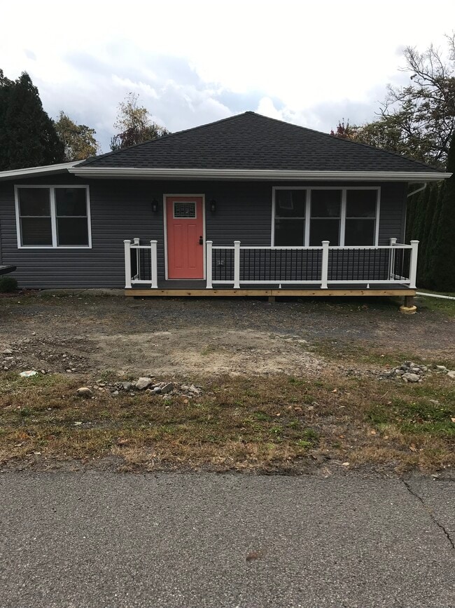 Photo - 213 Bear Creek Blvd House