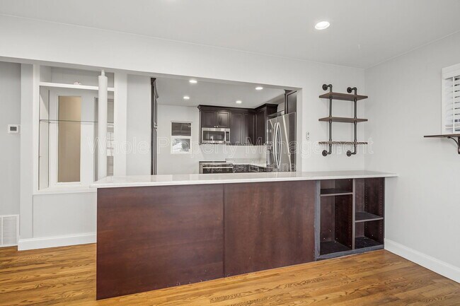 Photo - 7071 Ruth Way
