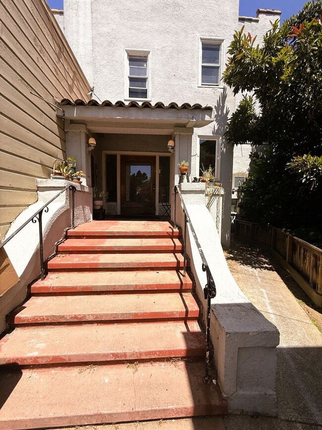 Photo - 5634 College Ave Unit #15
