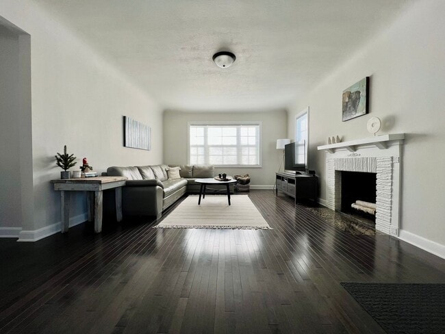 Photo - Beautiful 4 Bed 3 Bath Home for Rent! Great Location, Modern Updates!