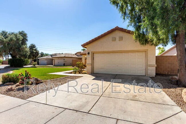 Photo - 11187 W Almeria Rd