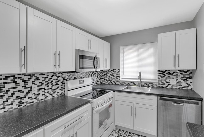 Photo - 6565 Rosemoor St Unit 6565 Rosemoor st