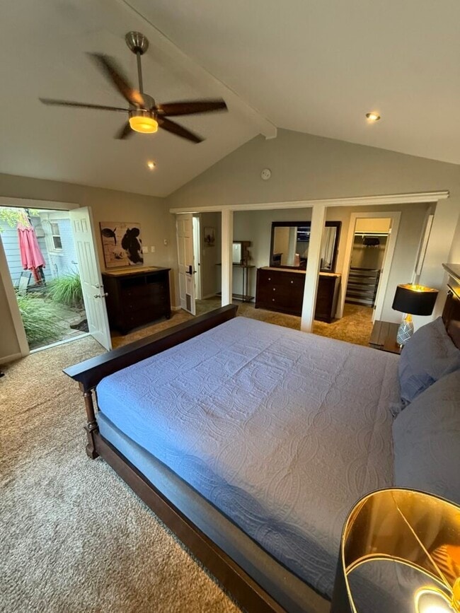 6447 S Franklin Rd